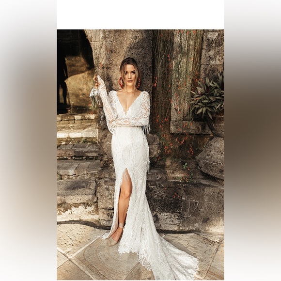 Tara Lauren Russo Gown - Picture 5 of 16